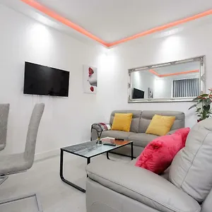  Apartment Burton House